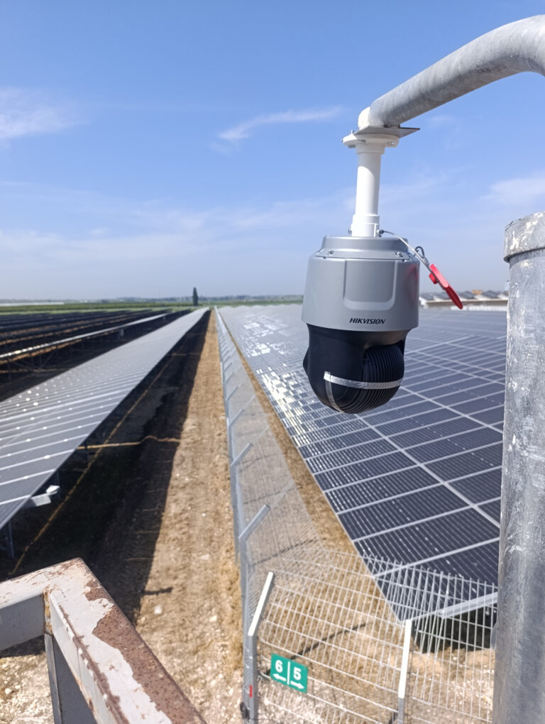 ptz-camera-solar-farm
