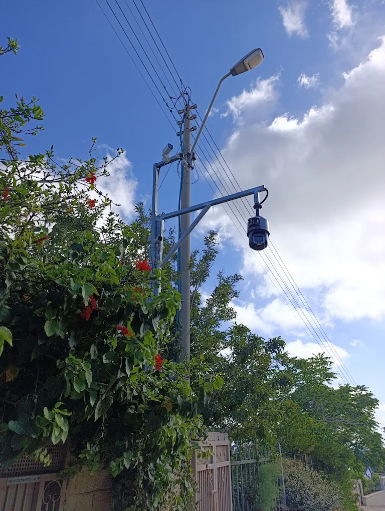 ptz-camera-street-pole