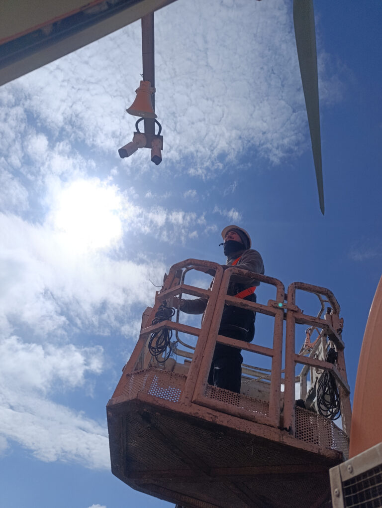 technician-crane-cameras